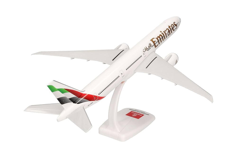 【新品・未開封】Emirates Boeing 777-300ER 1/200 Boeing 777-300ER Emirates Airlines 2023 Livery 1/200 | eBay